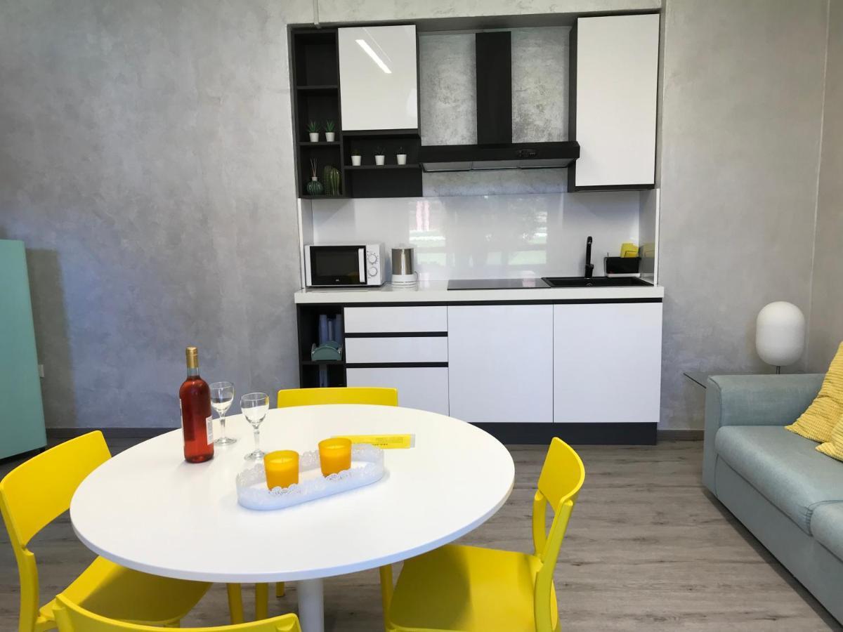Vea Apartment Паденге-суль-Гарда Экстерьер фото